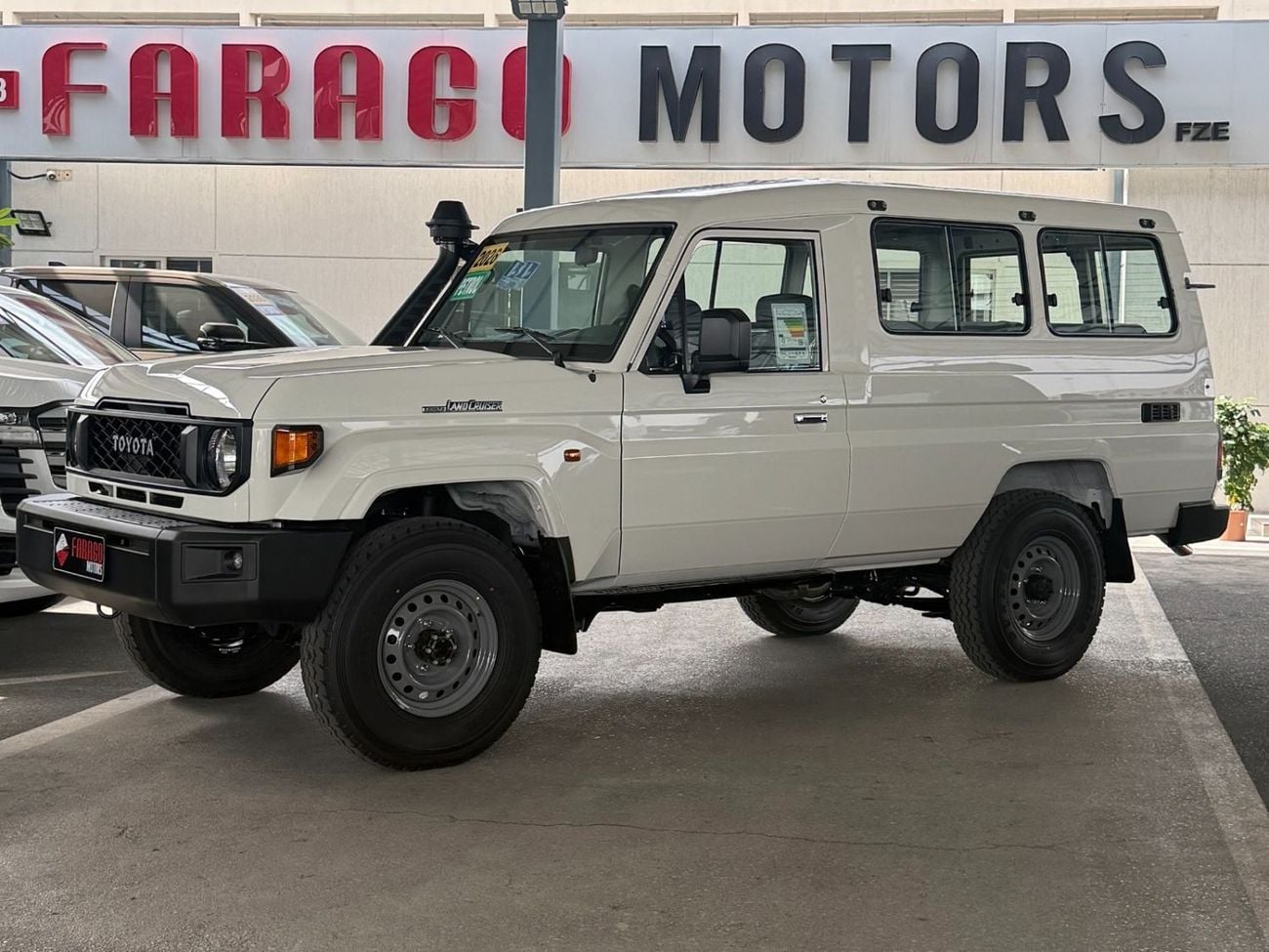 تويوتا لاند كروزر 70 LAND CRUISER GRJ 78 4.0 V6 AUTOMATIC 2026 TOYOTA LAND CRUISER GRJ 78 4.0 V6 AUTOMATIC **التصدير فقط خارج الخليج****EXPORT ONLY**