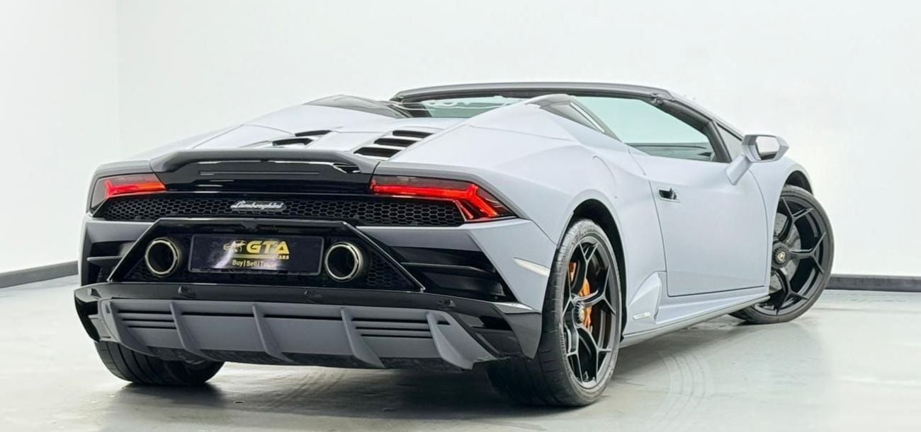 Lamborghini Huracan EVO SPYDER 2023 Lamborghini Huracan EVO Spyder, Lamborghini Warranty+Full Service History, GCC Specs.