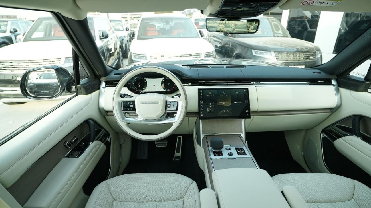 Land Rover Range Rover HSE P400 Santorini Black- white 2027MY Export Only