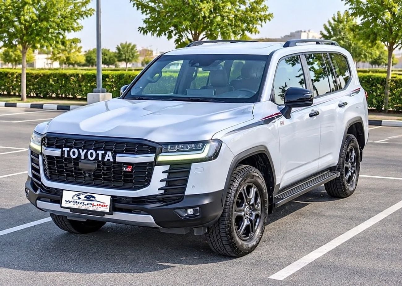 تويوتا لاند كروزر GR SPORT Diesel 3.3L