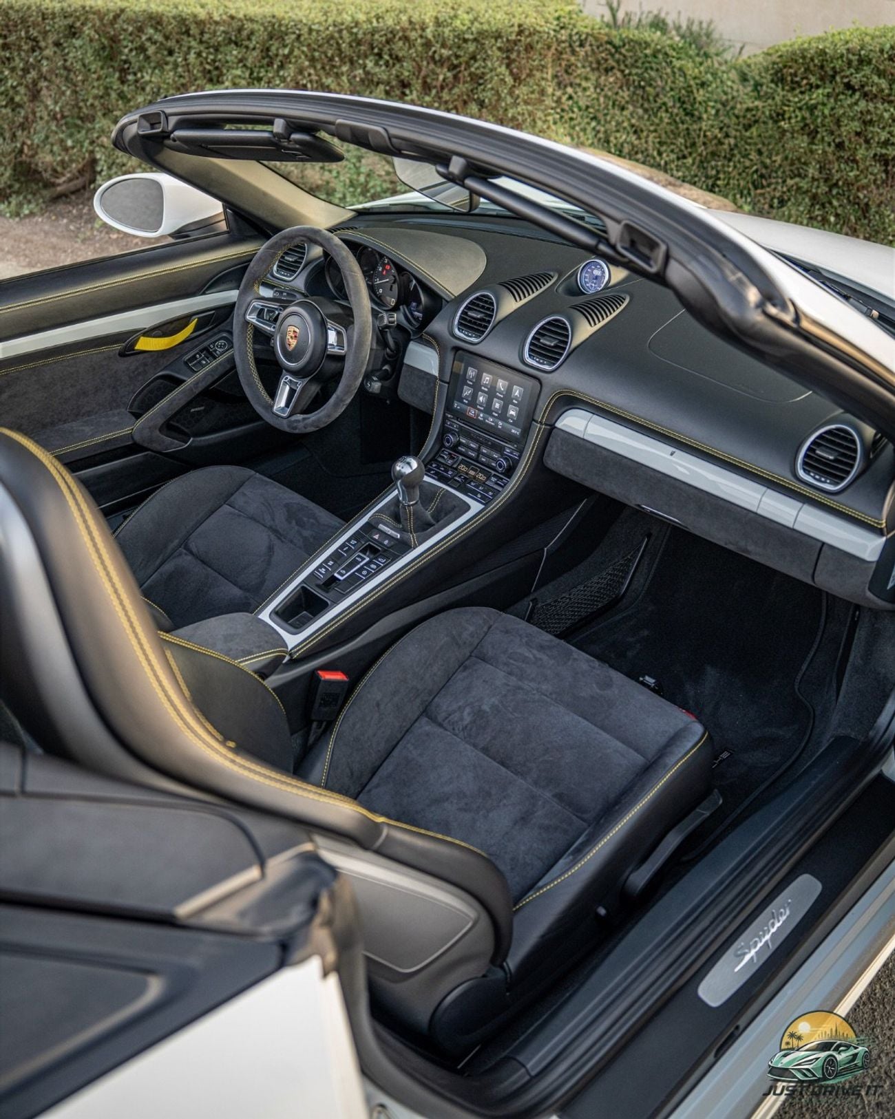 Porsche 718 Spyder STANDARD
