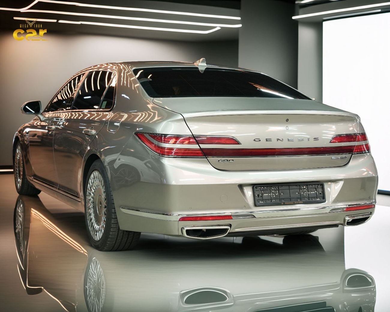 Genesis G90 ROYAL