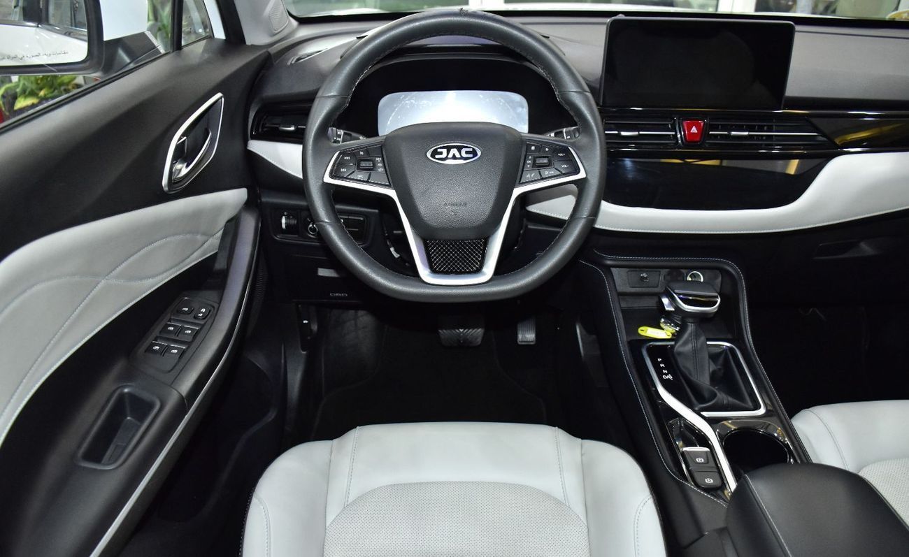 جاك JS4 INTELLIGENCE EXCELLENT DEAL for our JAC JS4 1.5T ( 2023 Model ) in White Color GCC Specs