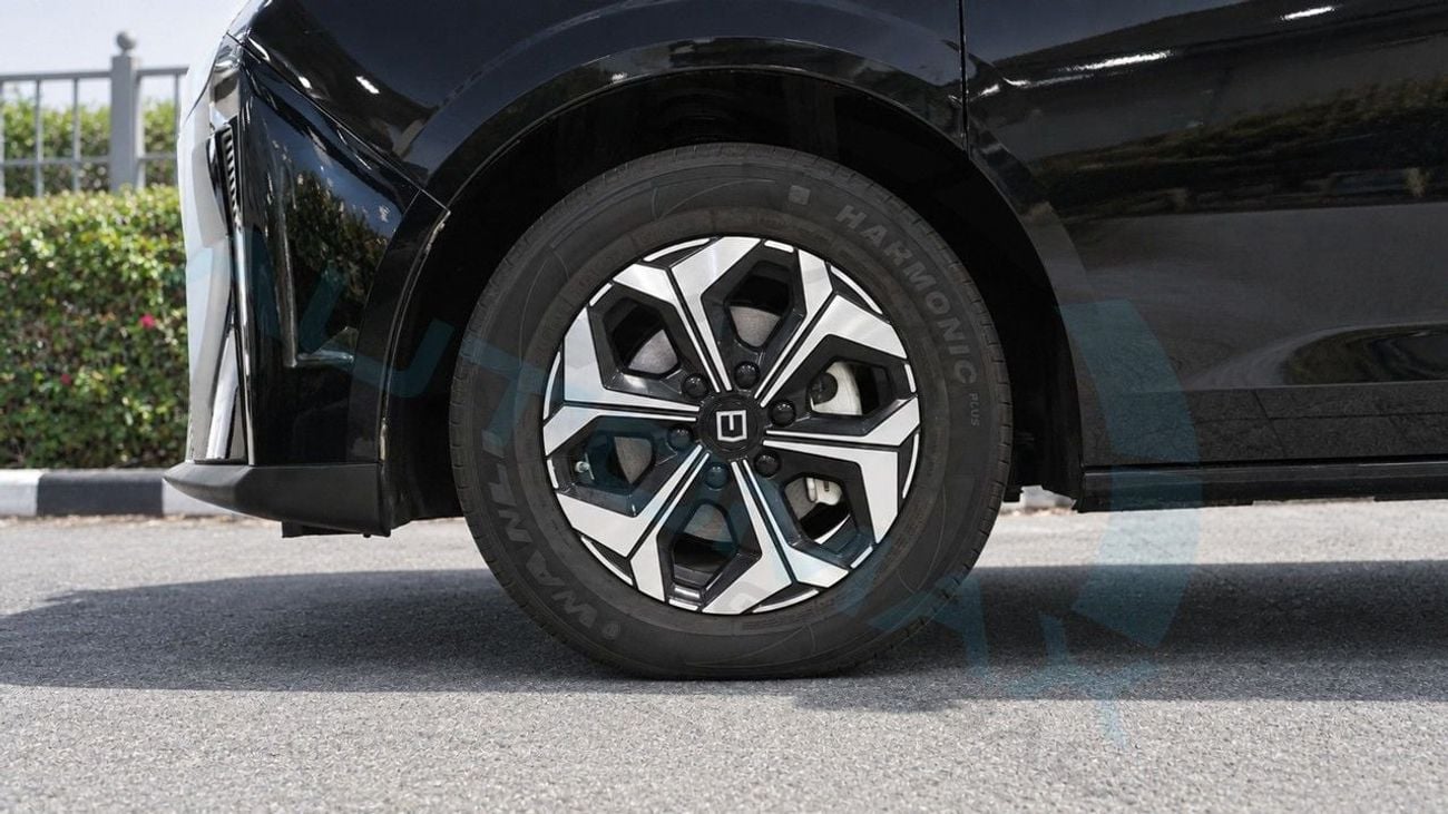 فاريزون Super Van L1 H1 2026 SV Passenger EV FWD GCC 0Km With 5 years or 400,000km on battery 4 years or 200,000km on vehic