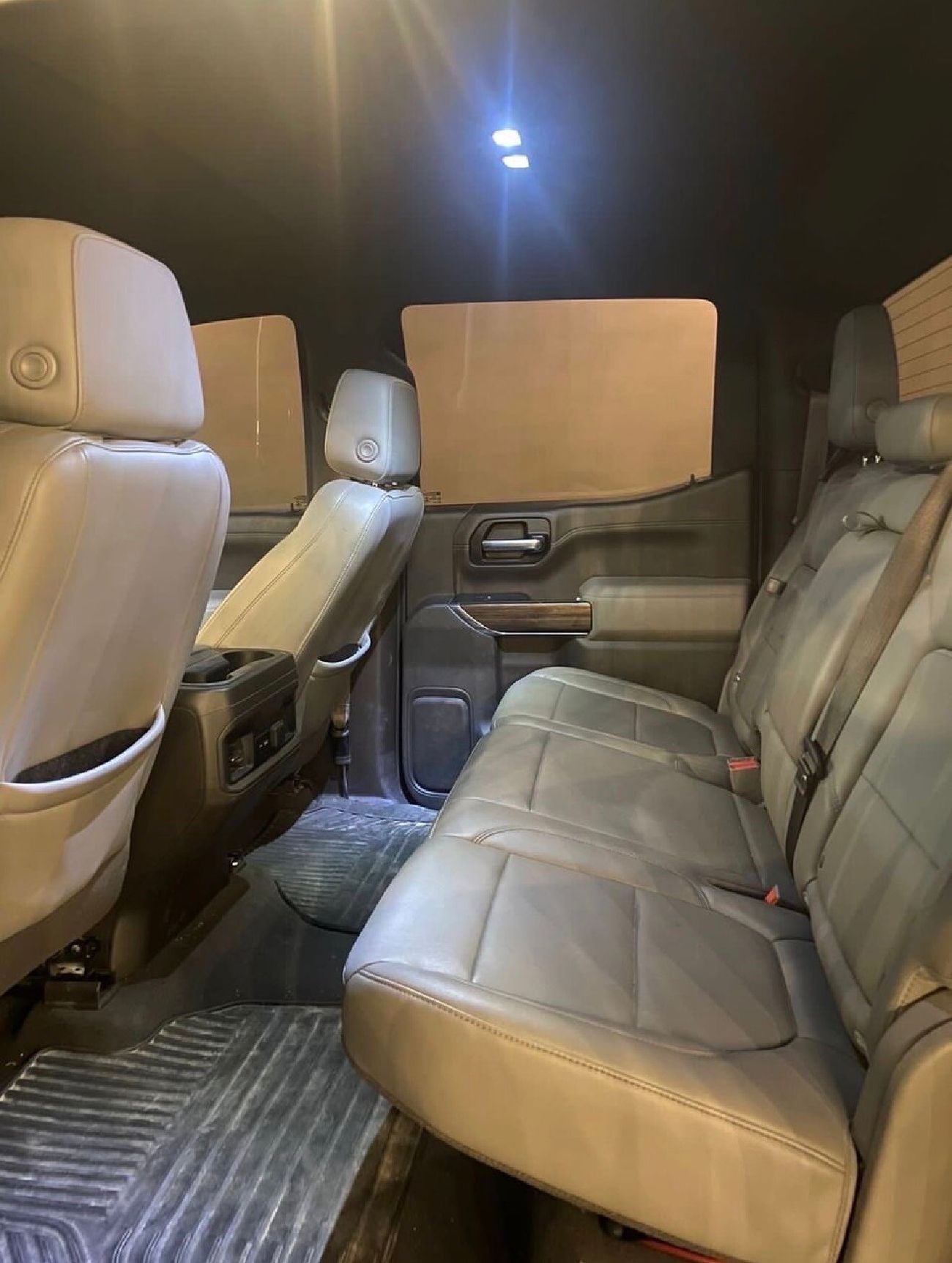 Chevrolet Silverado 1500 CAB/CREW TRAILBOSS Z71