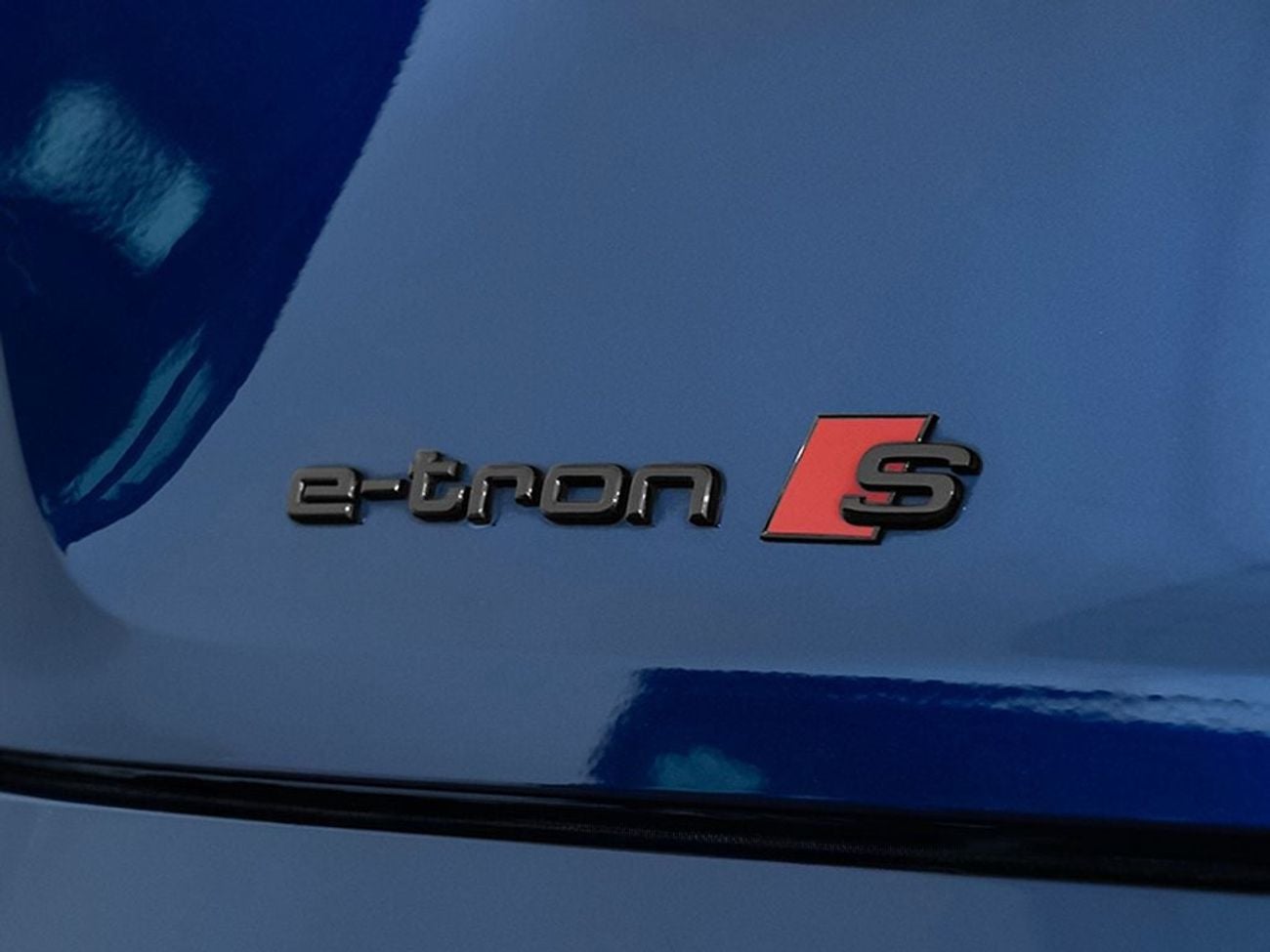 أودي اي ترون S
