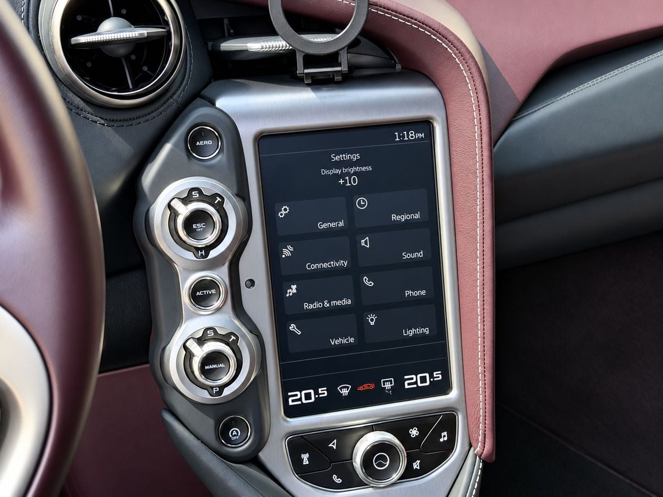 مكلارين 720S LUXURY