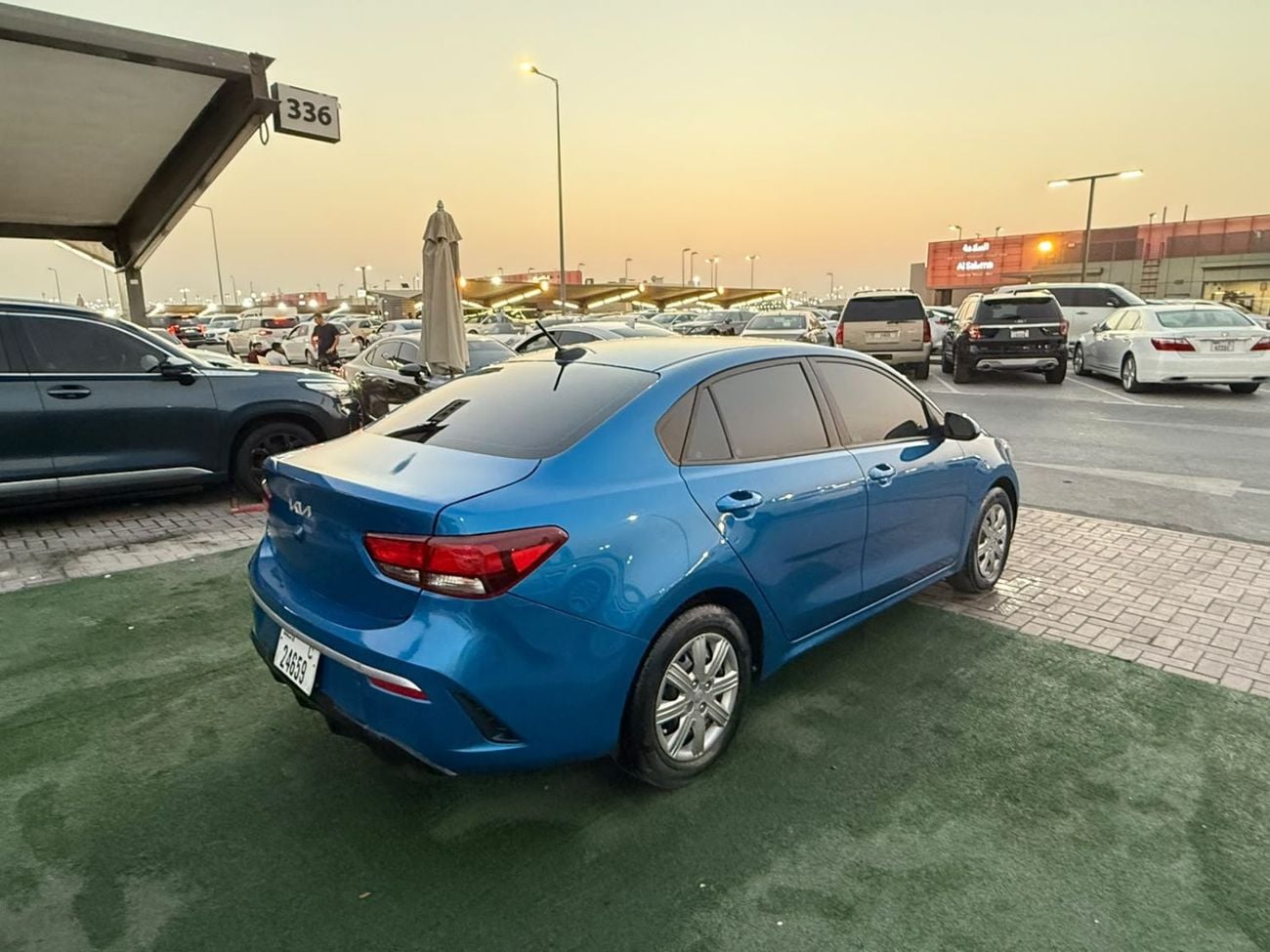Kia Rio LX Simple operation, four-cylinder, 45,000 miles, economical
