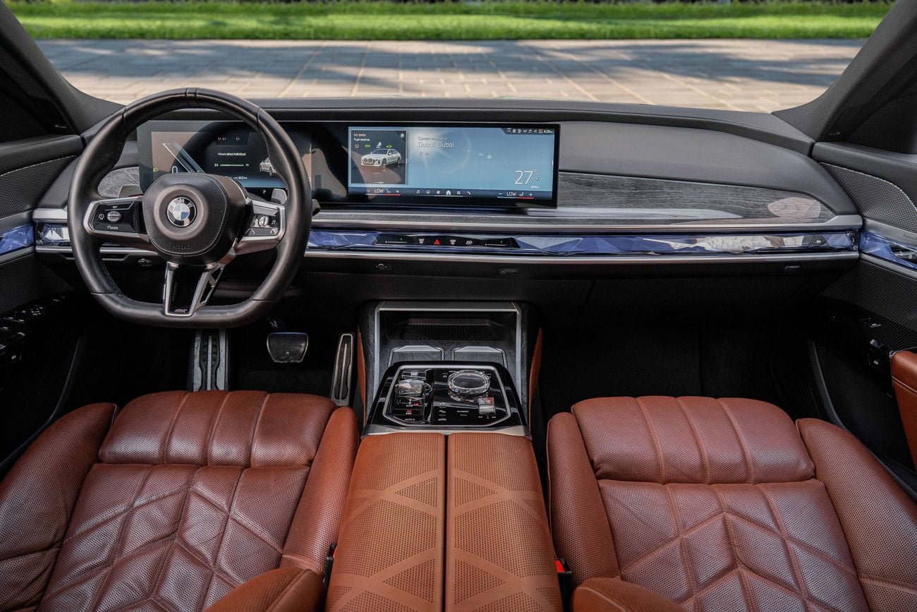 BMW 735i 735i 4,505 P.M | 735i M-Kit | BMW Warranty + S/Contract | 0% Downpayment