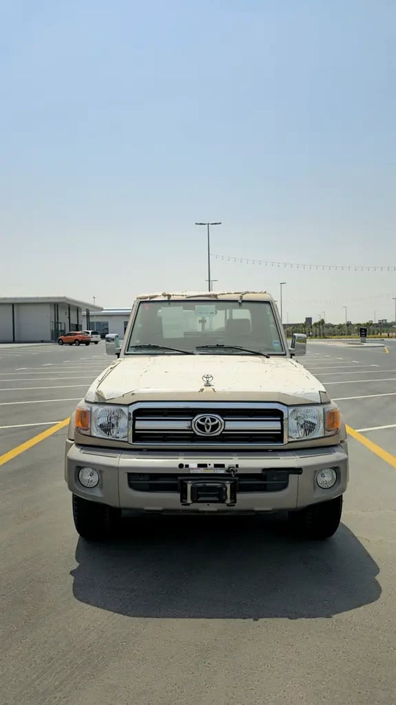 Toyota Land Cruiser 70 LC79 LX GCC Specs