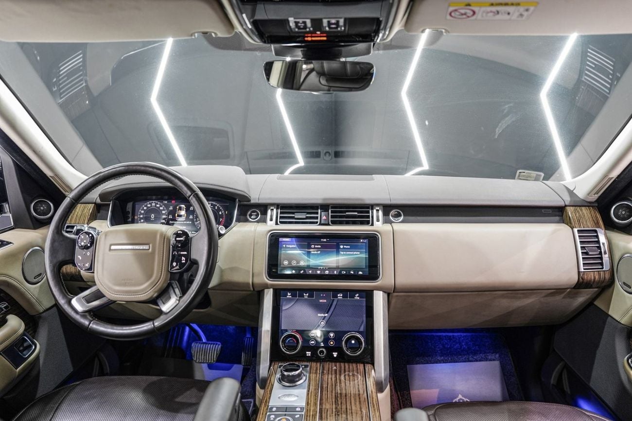 Land Rover Range Rover VOGUE SE LWB 2019 Range Rover Vogue SE Supercharged LWB, Advanced Driver Assistance Pack, Panoramic Roof, GCC Spe