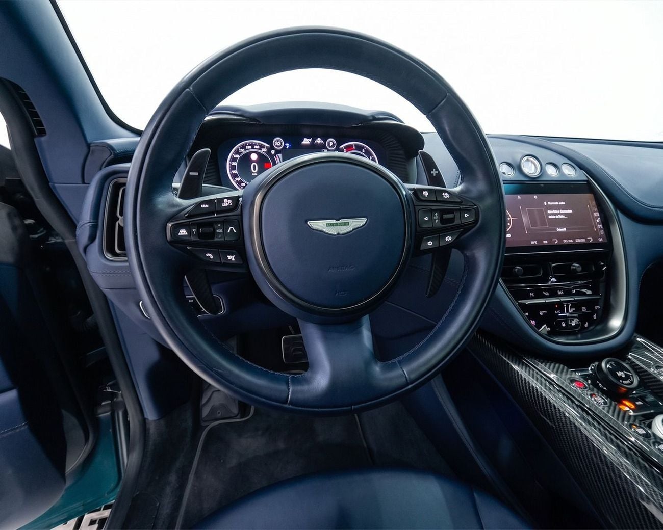 Aston Martin Dbx707 STANDARD l GCC Specs | AED 12,459 / Monthly