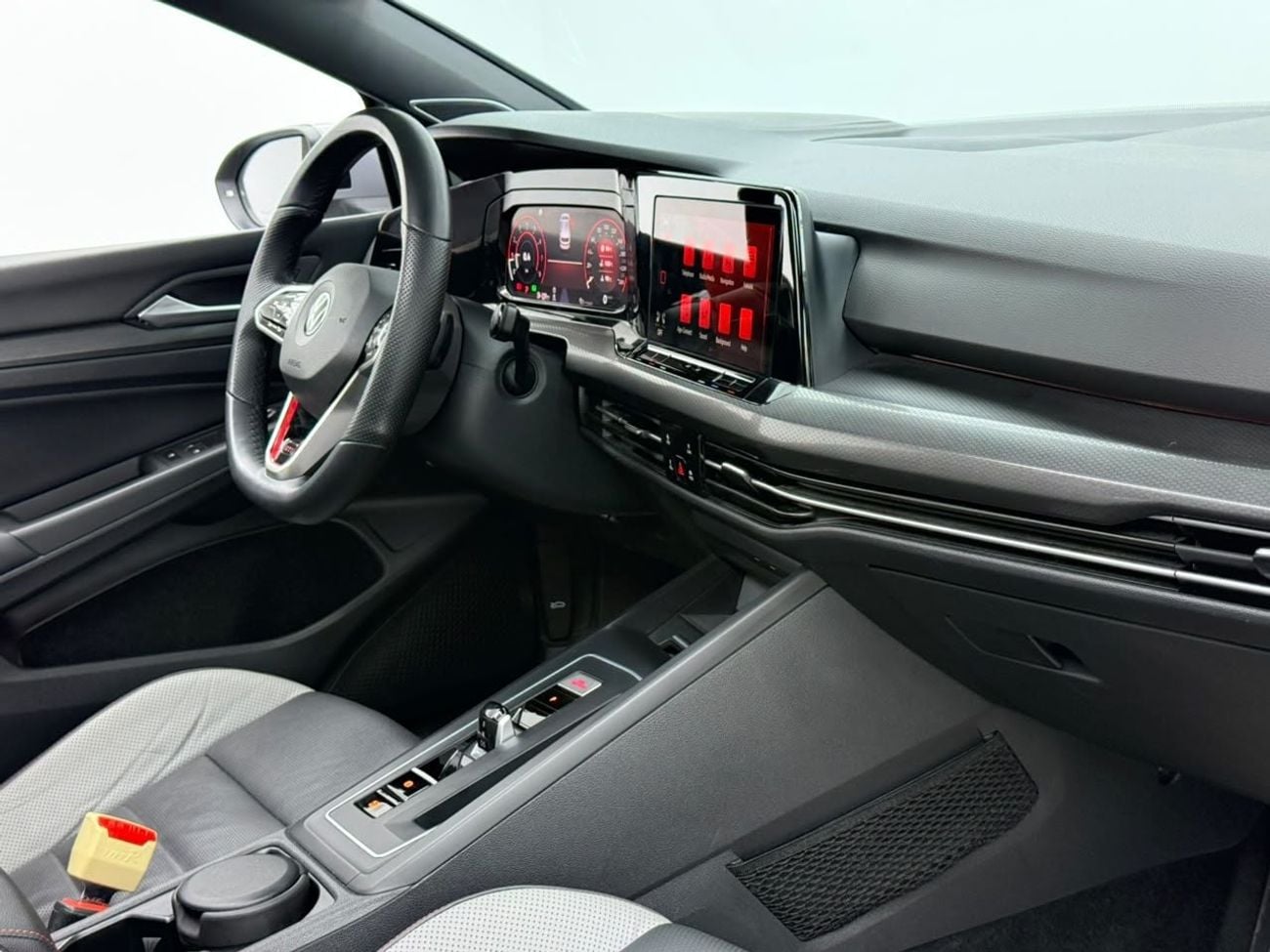 فولكس واجن جولف GTI P2 2022 Volkswagen Golf GTI, Warranty, Full Volkswagen Service History, GCC Specs.