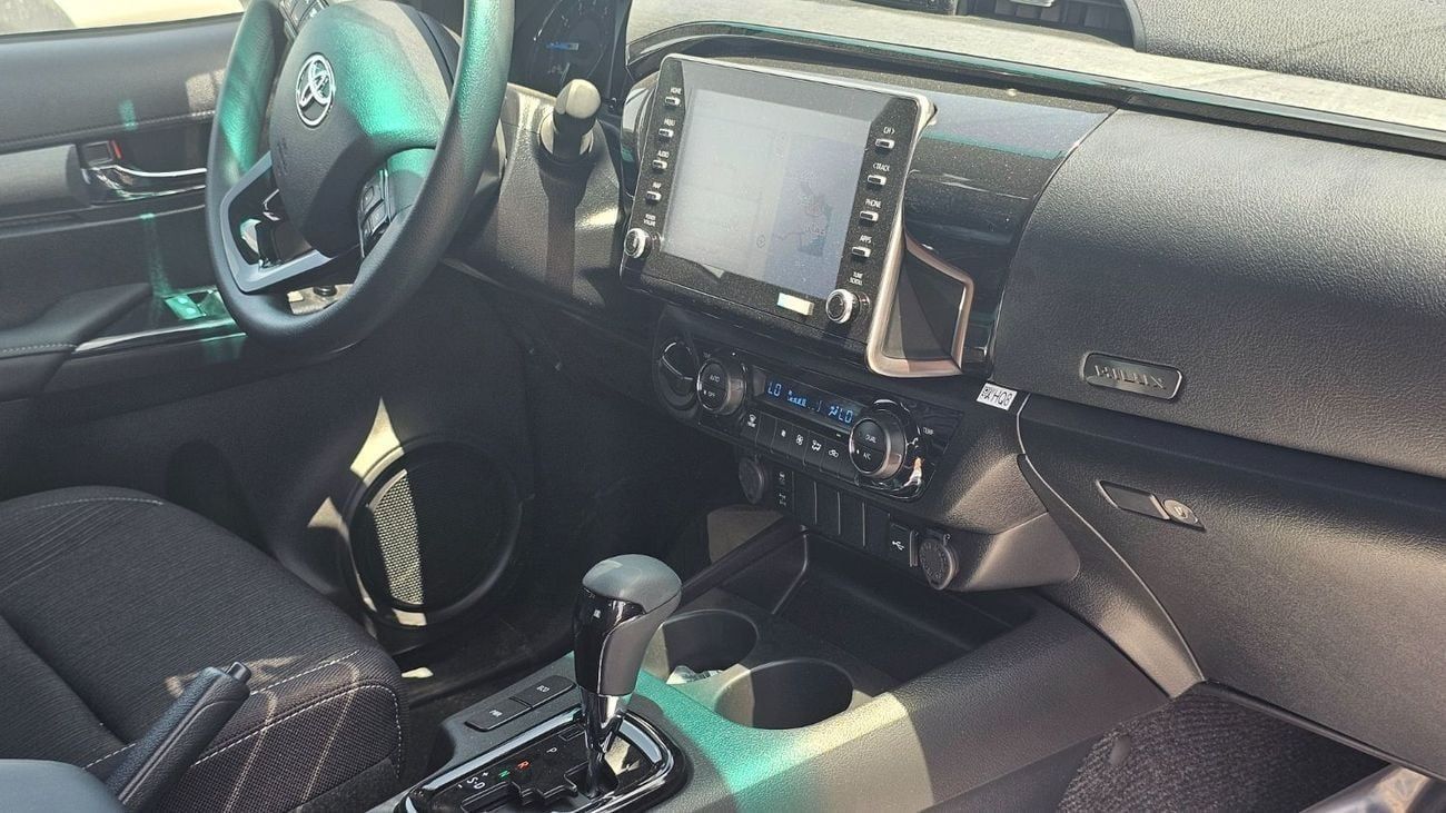 Toyota Hilux ADVENTURE 4.0L V6 PETROL DC AT 4WD 2026MODEL WITH COMPRESSOR DIGITAL REAR VIEW MIRRROR