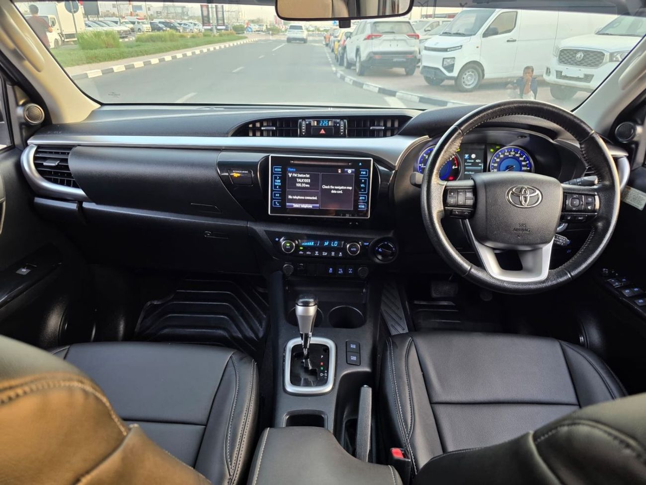 Toyota Hilux DLS 2020 | 2.8L DIESEL | AT | RHD | 4x4 SPORTS BAR | ROOF MOUNTED LED LIGHTS | PUSH START ENGINE
