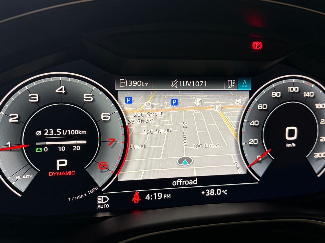 أودي Q8 Audi Q8 S-Line Black Badge V6 turbo