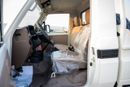 Toyota Land Cruiser Pick Up LC 79 SINGLE CABIN 2.8 DIESEL AUTOMATIC 2.8L, 4-cylinder, DOHC, Turbo Diesel . 3 seats . 2 Doors