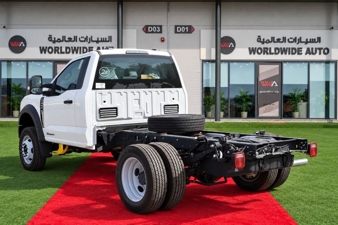 Ford F-550 Ford F-550 Super Duty XL DRW Chassis Regular Cab 4x4 2026 model