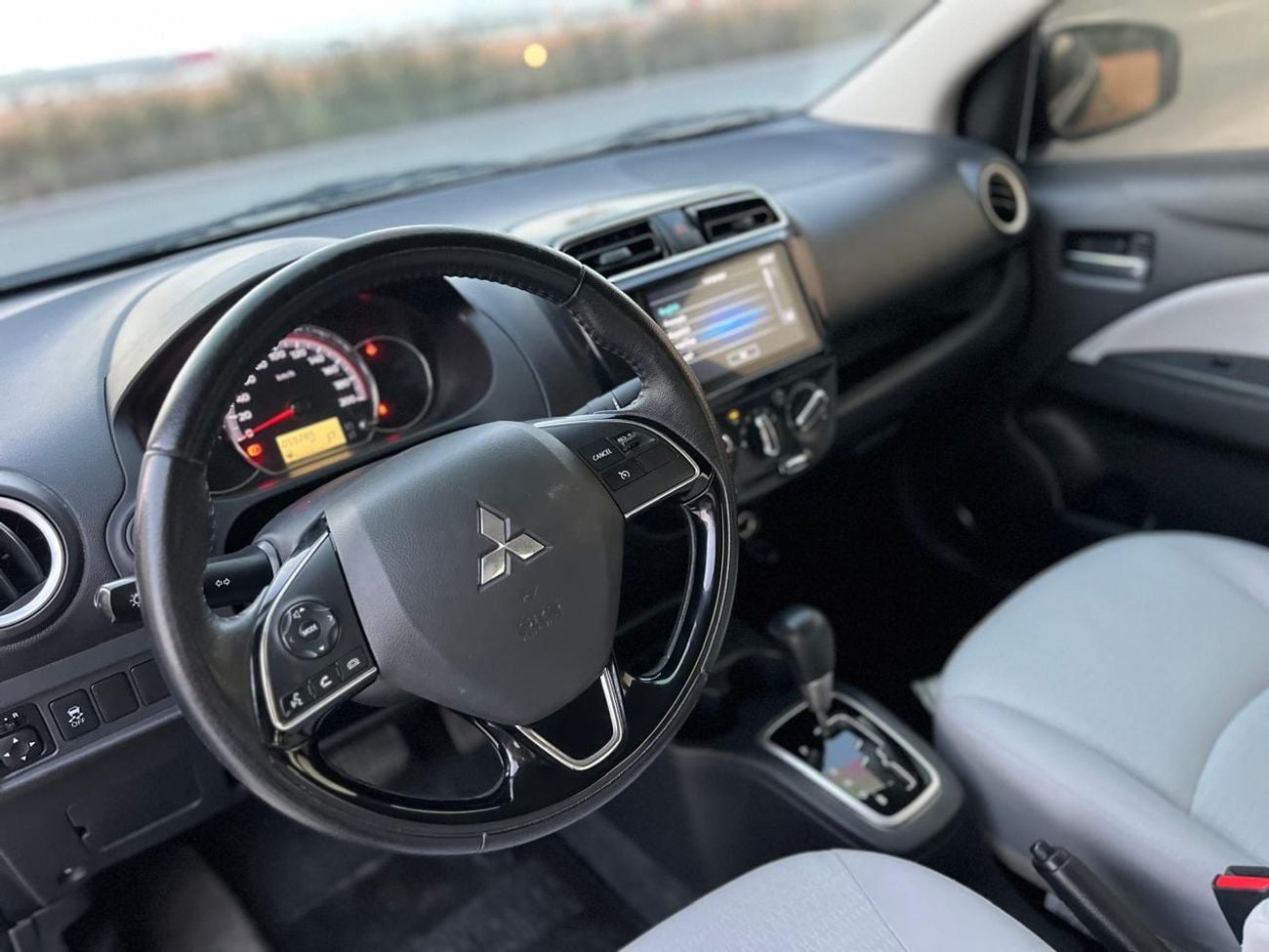 Mitsubishi Attrage GLX HIGHLINE