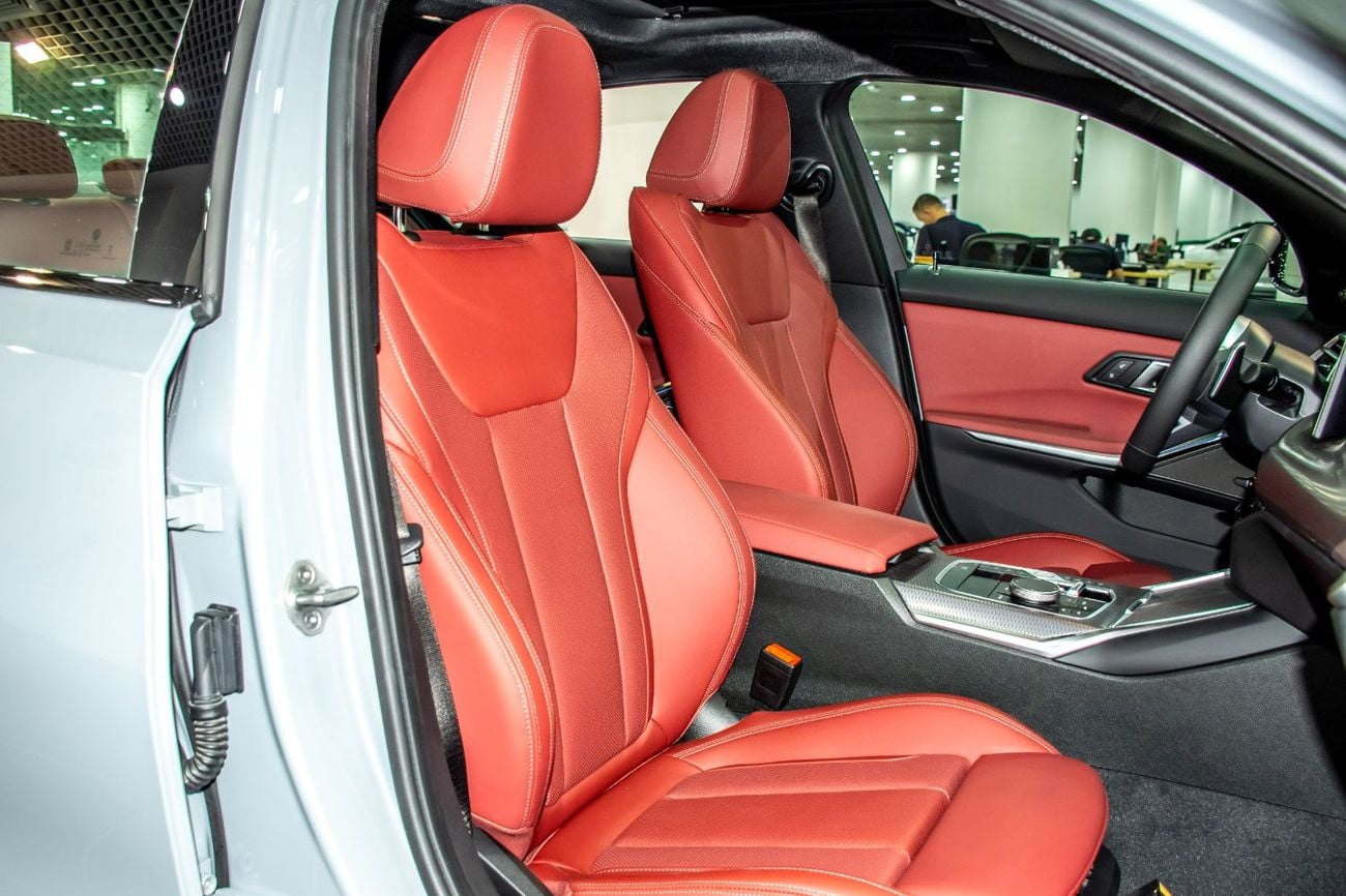 BMW 320i M SPORT 320i Luxury M Sport Package