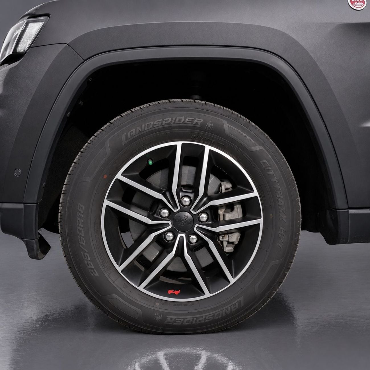 جيب شيروكي TRAILHAWK 1,532 درهم إماراتي شهرياً • بدون دفعة أولى • جيب جراند شيروكي تريل هوك • ضمان لمدة عام