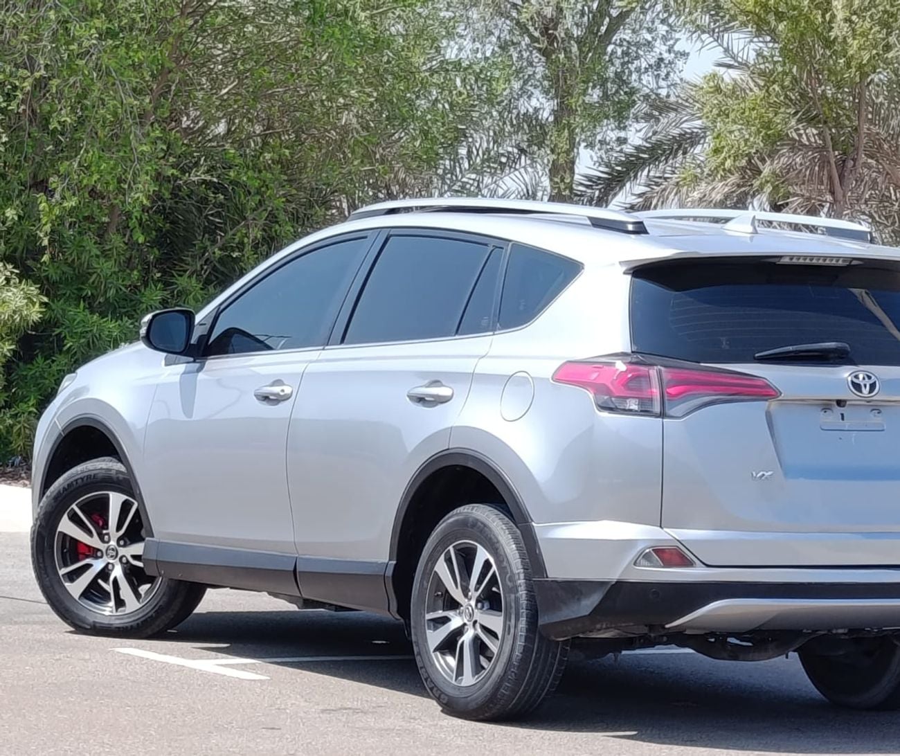 Toyota RAV4 VX 1345-Monthly l GCC l 7 Seater I Cruise, Camera, GPS l Accident Free