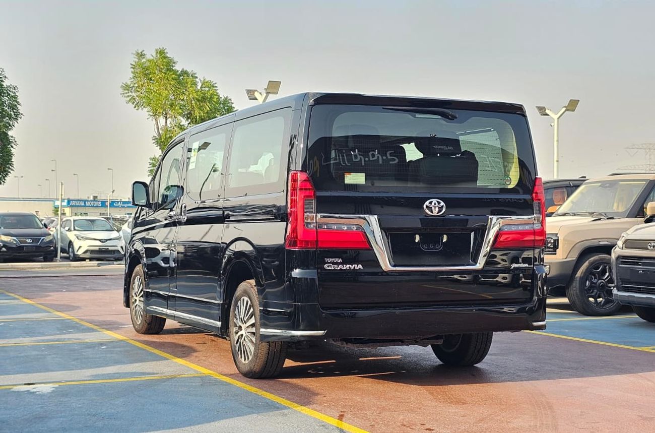 Toyota Granvia PREMIUM Toyota Granvia PREMIUM 3.5L - Black Inside Black YM2026