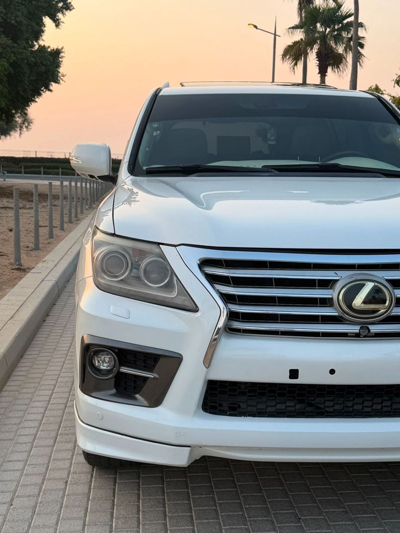 Lexus LX570 NAVIGATION SPORT