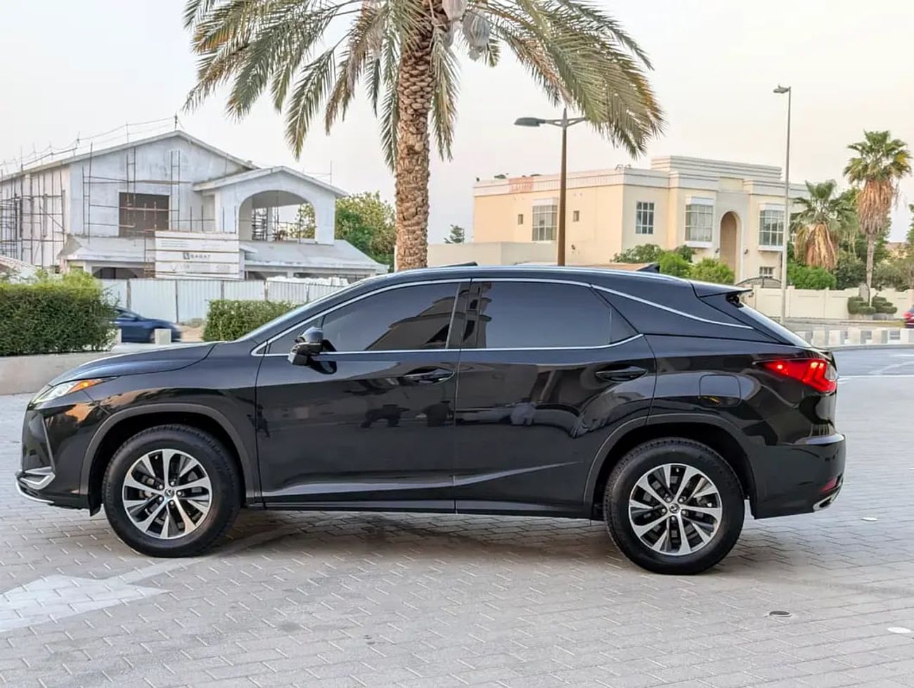 Lexus RX350 PLATINUM 2021 AWD - American Specs - GCC Resale