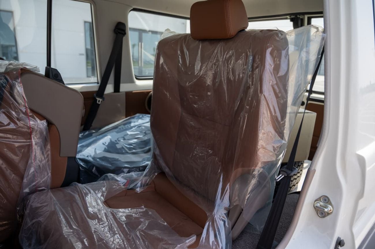 Toyota Land Cruiser 70 LC 76 4.0Ltr. Z1 A/T