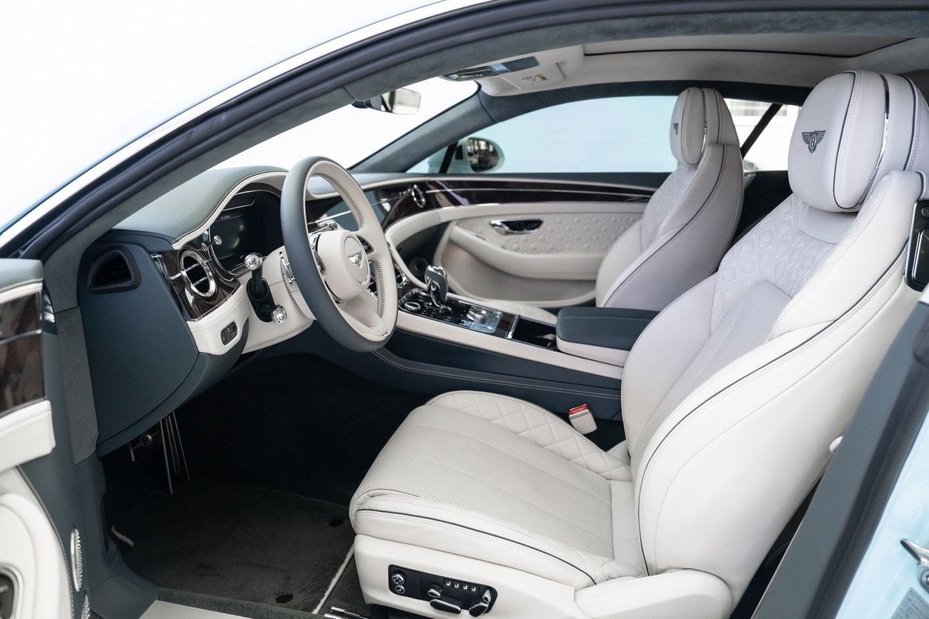 بنتلي كونتيننتال جي تي STANDARD