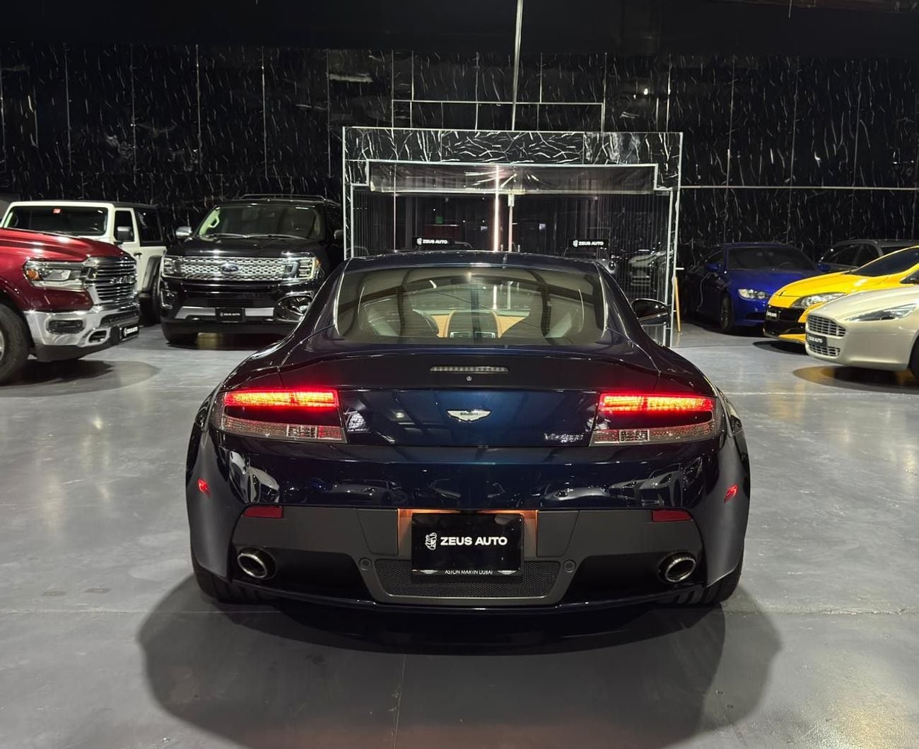 Aston Martin Vantage STD