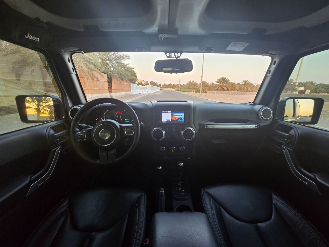 جيب رانجلر Sahara 3.6L A/T