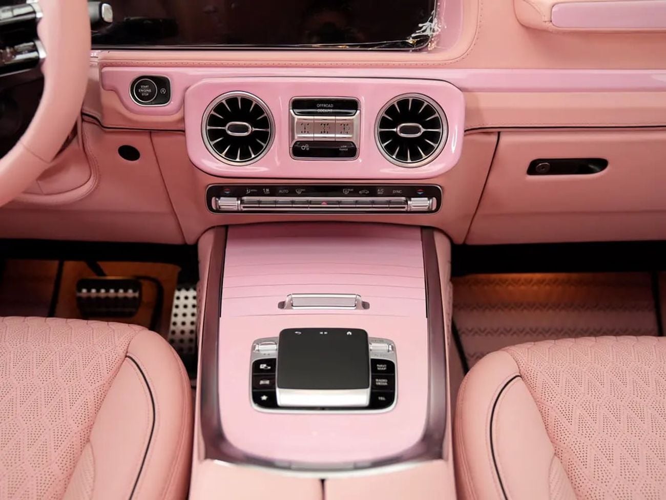 Mercedes Benz G63 AMG STANDARD EXCLUSIVE G63 AMG | WARRANTY | Pink Leather Interior | Carbon Exterior Package