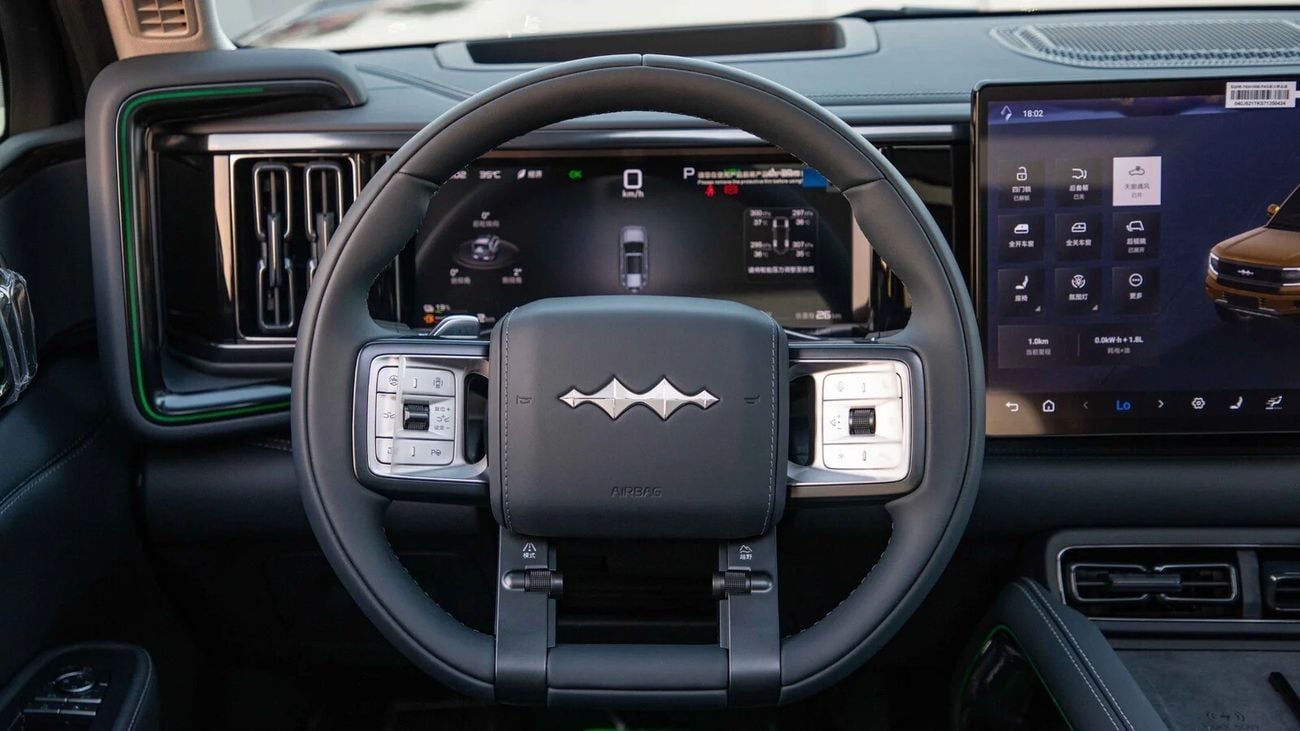 BYD Leopard 5 Highest Trim - LIDAR, Hydraulic Suspension, 20inch wheels - Yunnian Laser Qiankun Intelligent Drivin