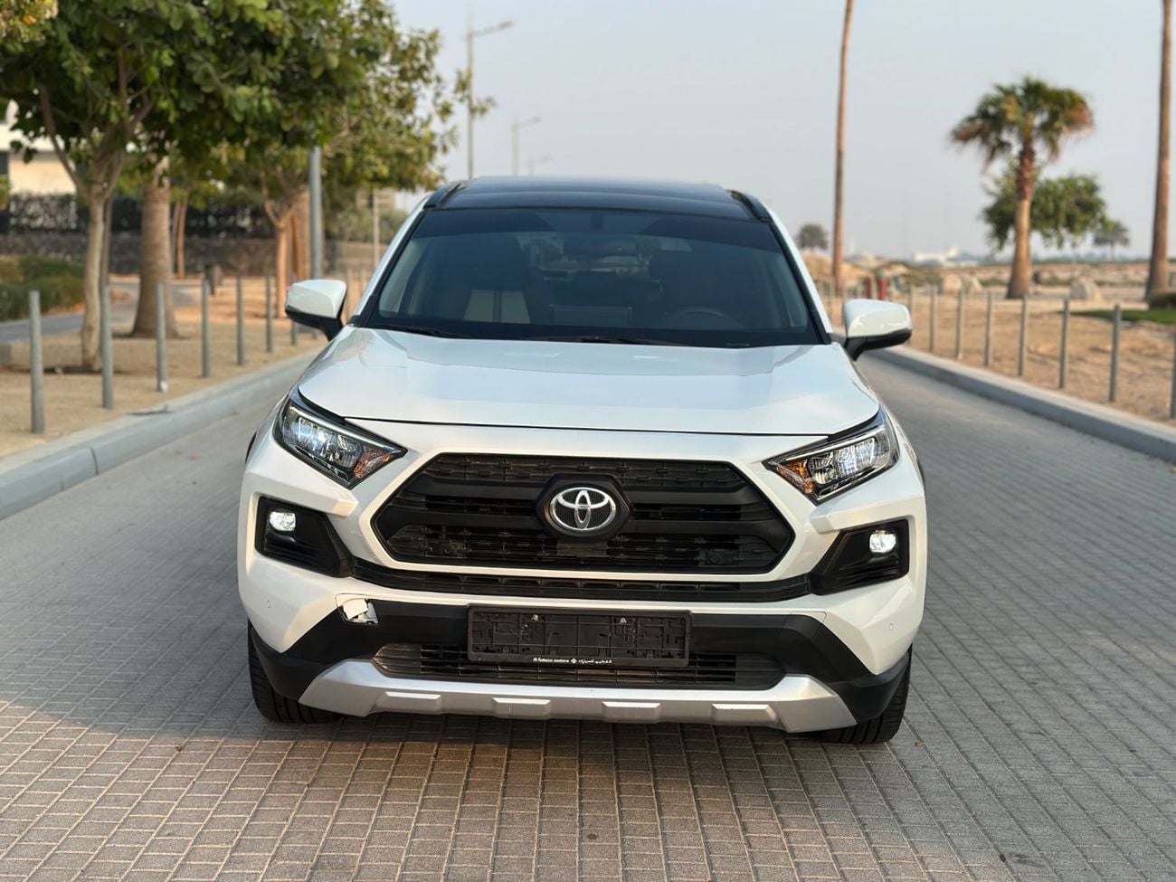 Toyota RAV4 ADVENTURE