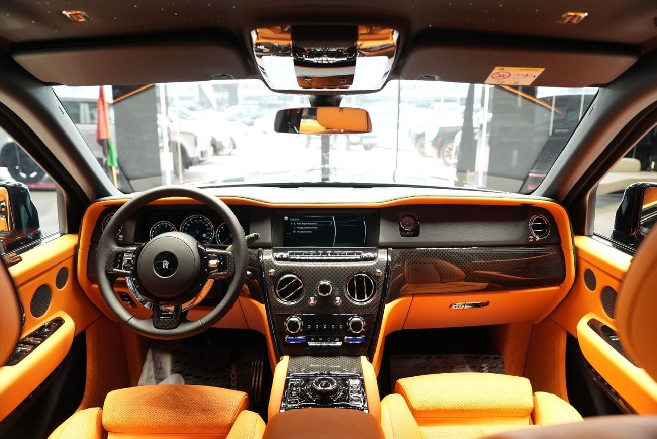 Rolls Royce Cullinan BLACK BADGE