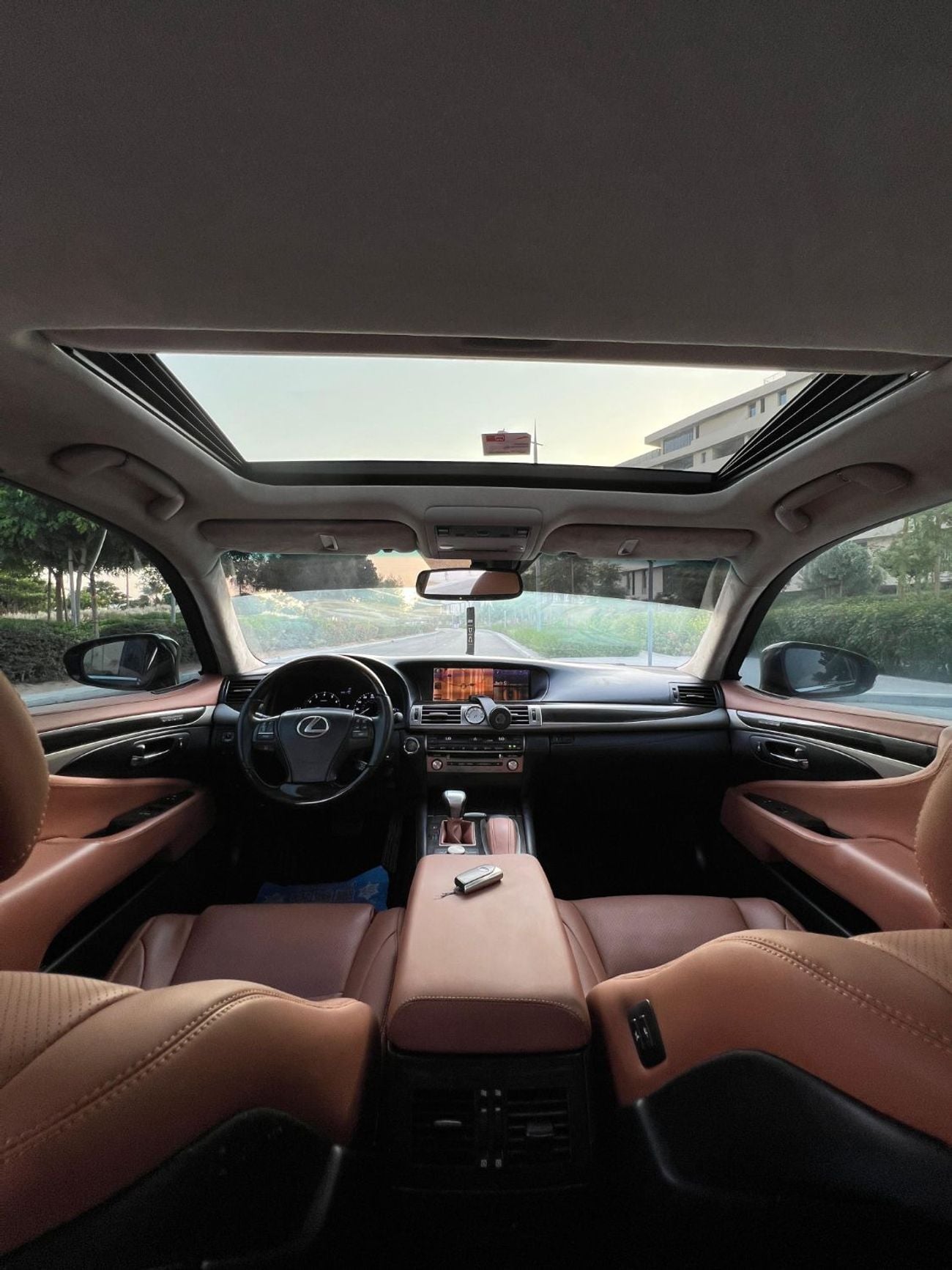 Lexus LS460 LUXURY