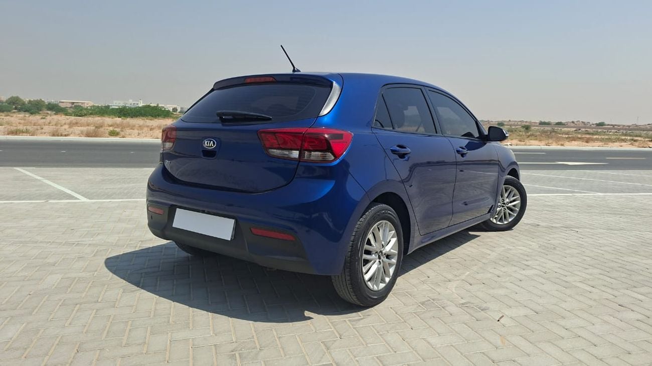 Kia Rio EX 1.4L Hatchback GCC Low Mileage Perfect Condition