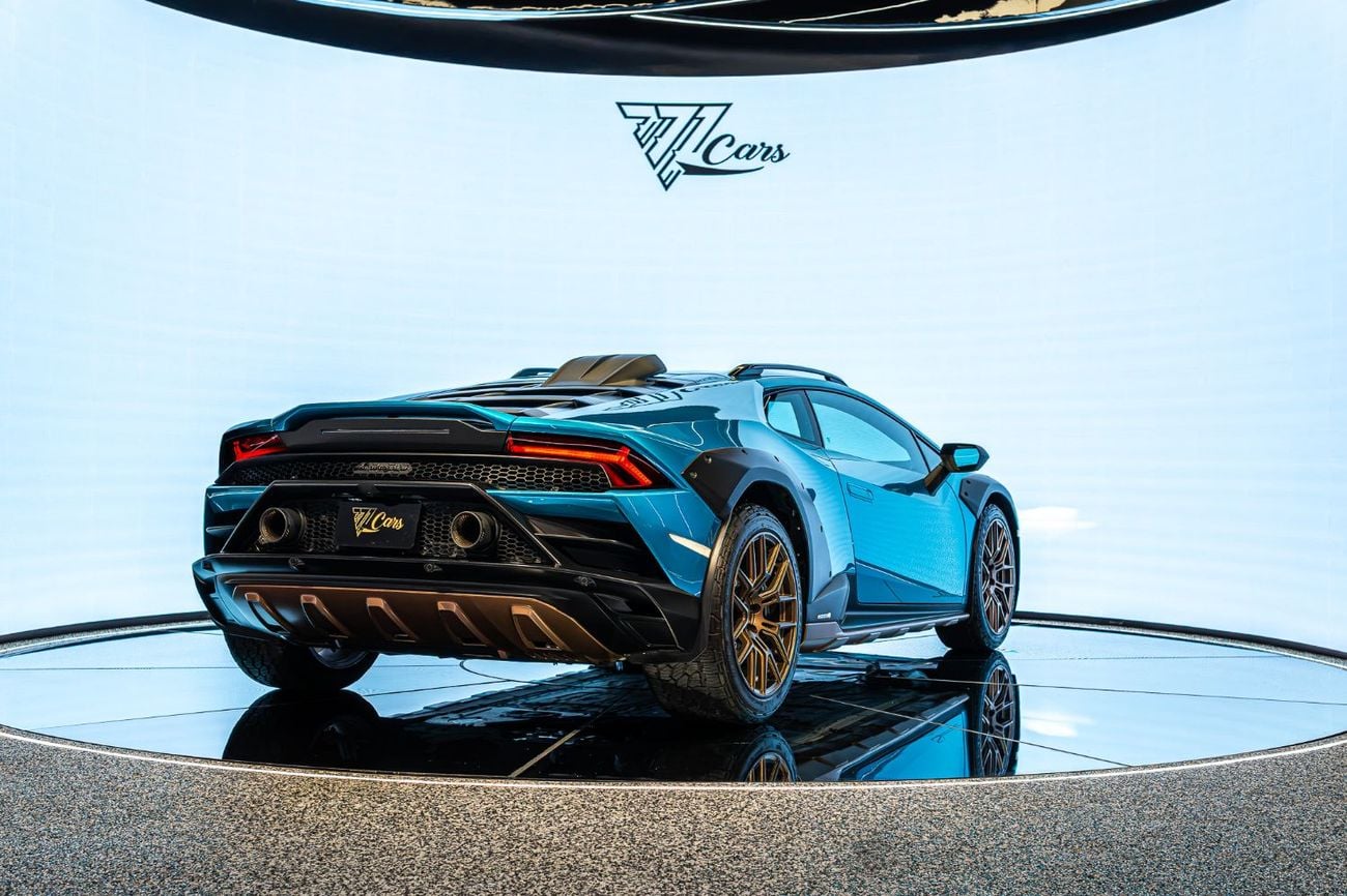 Lamborghini Huracan 2024 Lamborghini Huracán Sterrato | 1 of 1,499 | 5.2L V10 | Service and dealer Warranty | GCC Specs