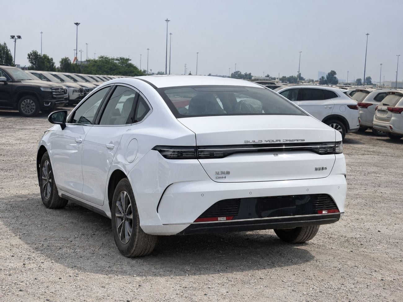 BYD Destroyer 05 Luxury Edition ECTB - 8. BYD Destroyer 05 2025 55 Luxury Edition – Petrol Auto – White with Black