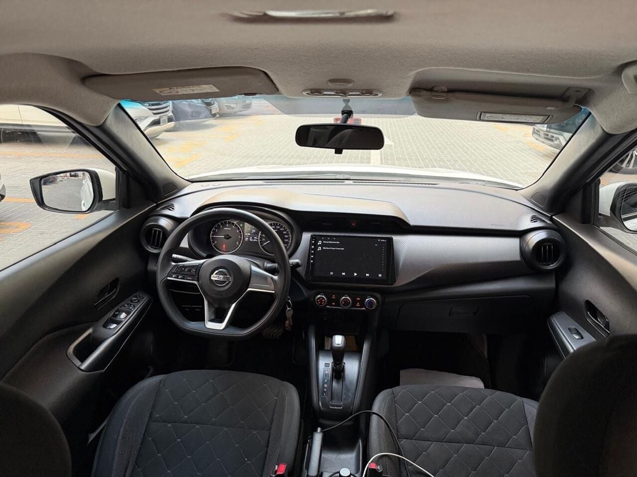 Nissan Kicks SV