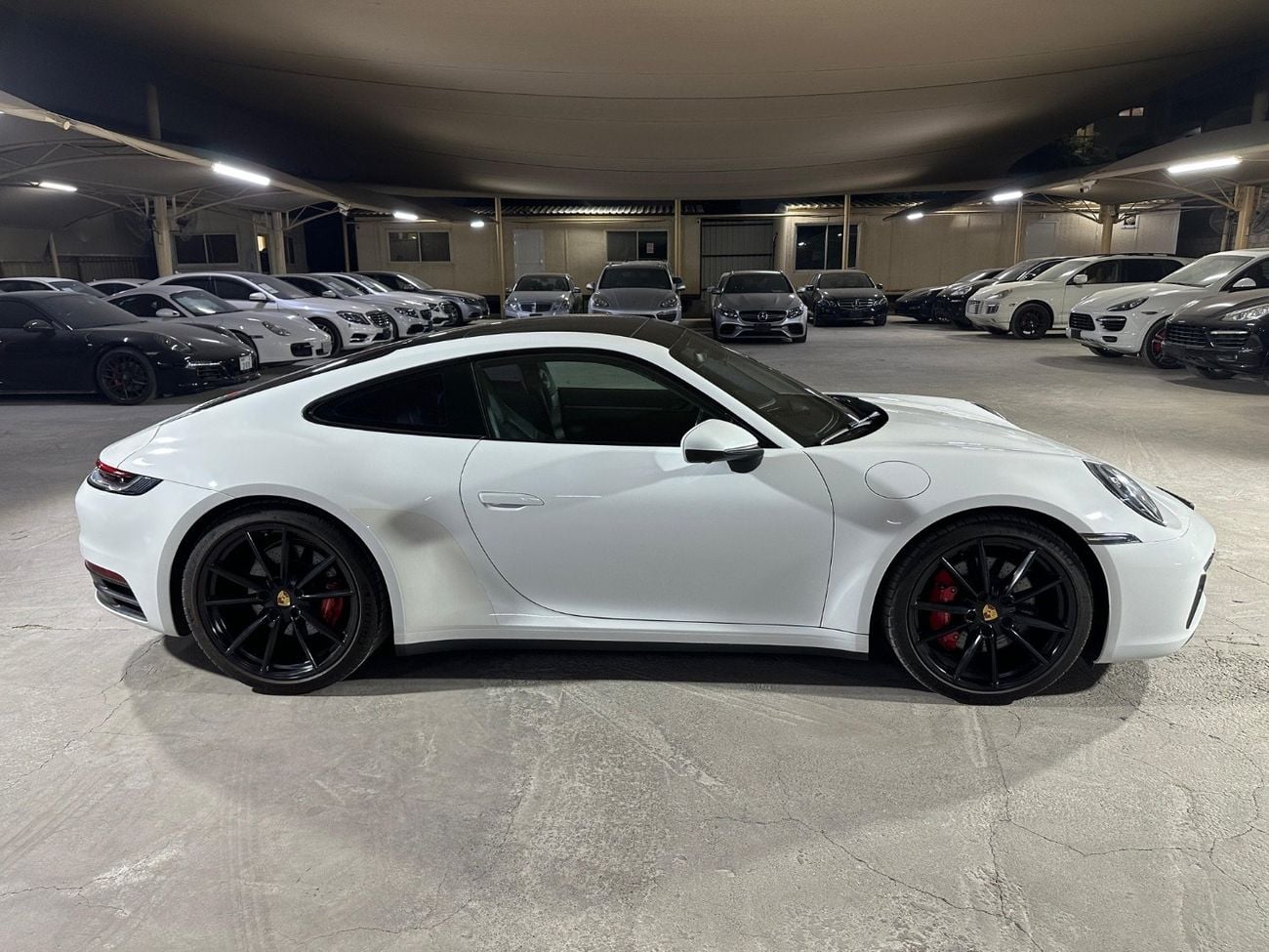 Porsche 911 CARRERA 4S PORSCHE 911 CARRERA 4S 2020 | FULL SERVICE HISTORY | SPORTS CHRONO PACKAGE | SLIDING GLASS SUNROOF
