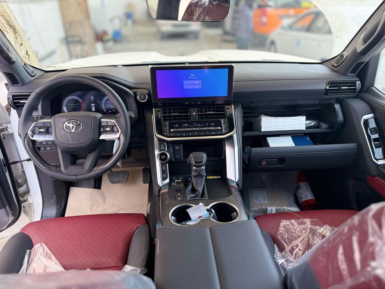 Toyota Land Cruiser VXR 2025 Model Toyota Land Cruiser LC300 VXR (Full-Option with Radar) 3.3L V6 TW Twin Turbo Diesel A/T 4