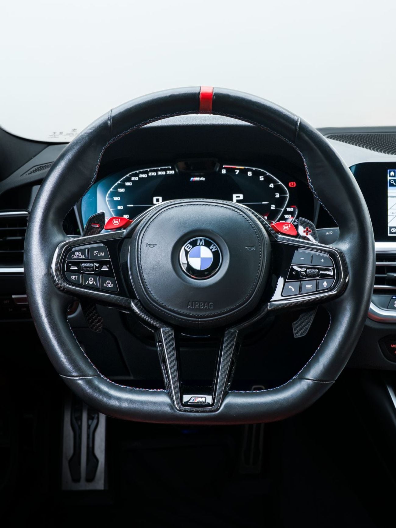 بي أم دبليو M4 COMPETITION M XDRIVE