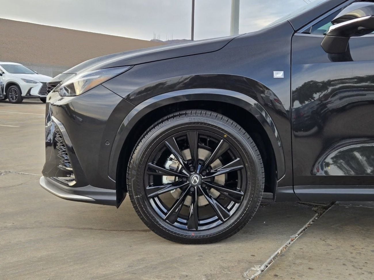 Lexus NX 350h F SPORT 3
