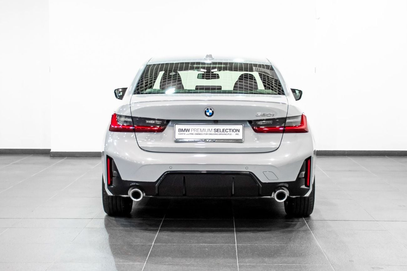 BMW 320i M SPORT 320i Luxury M Sport Package
