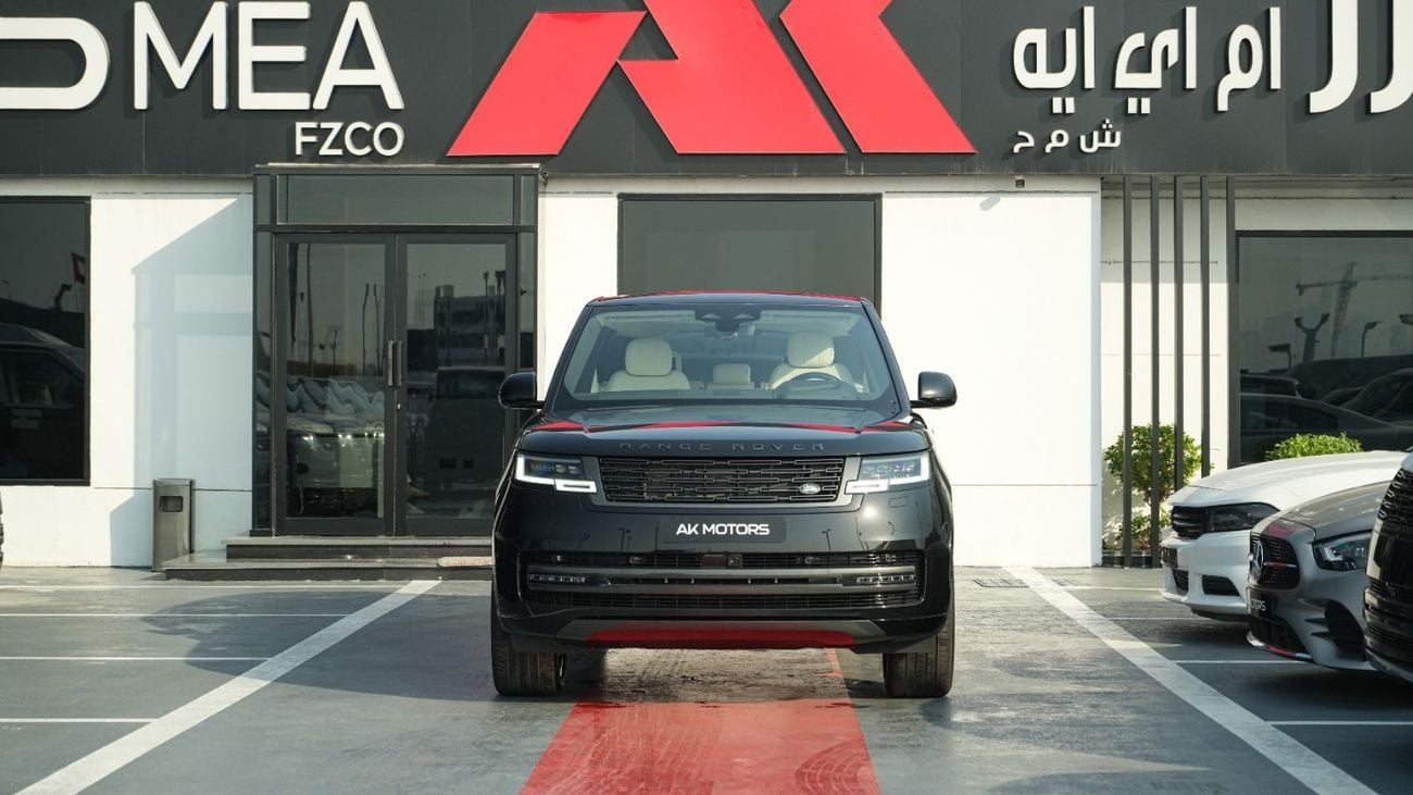 Land Rover Range Rover HSE P400 3.0L V6 Black-White 2026 MY Export Only