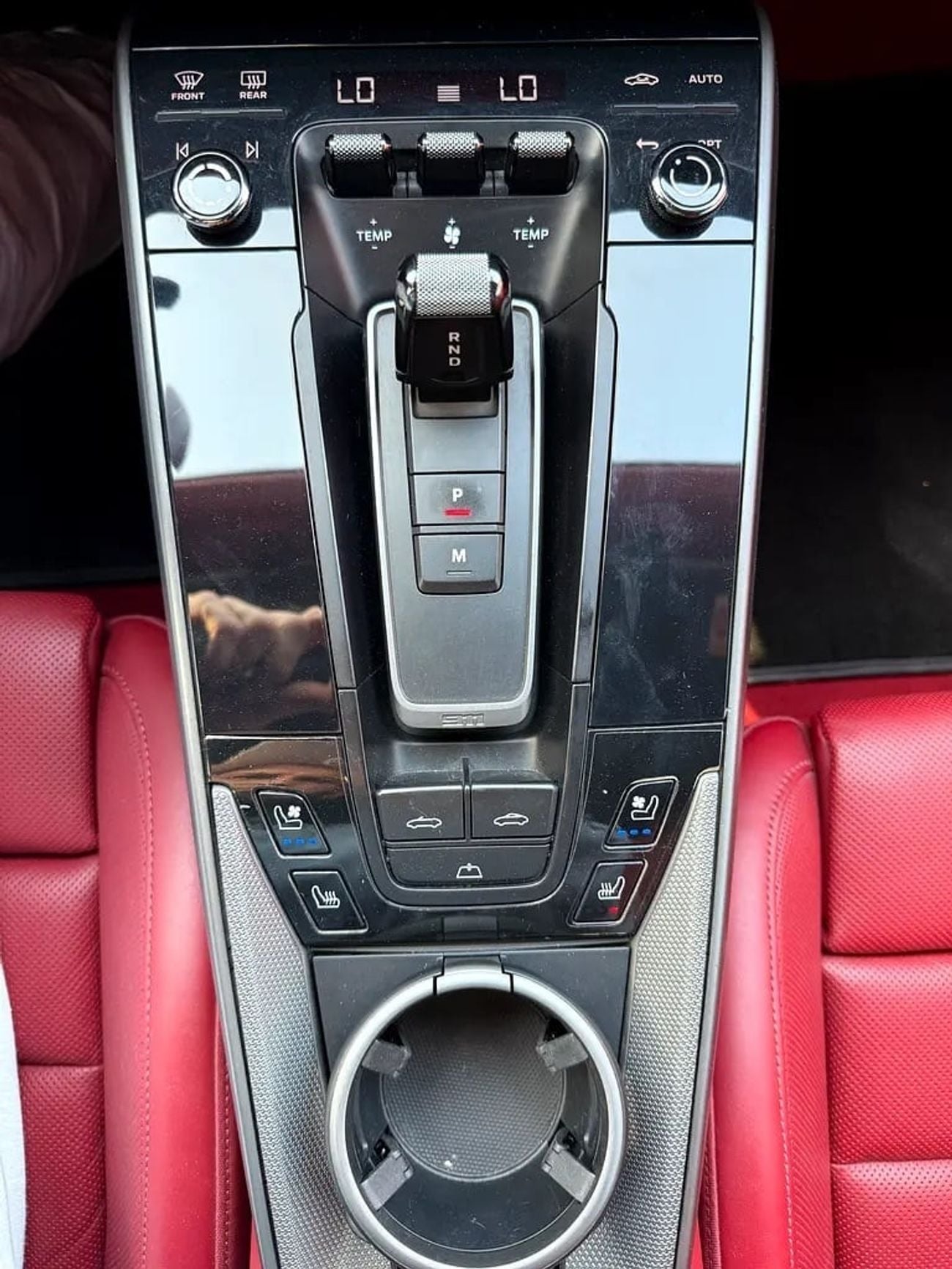 Porsche 911 CARRERA