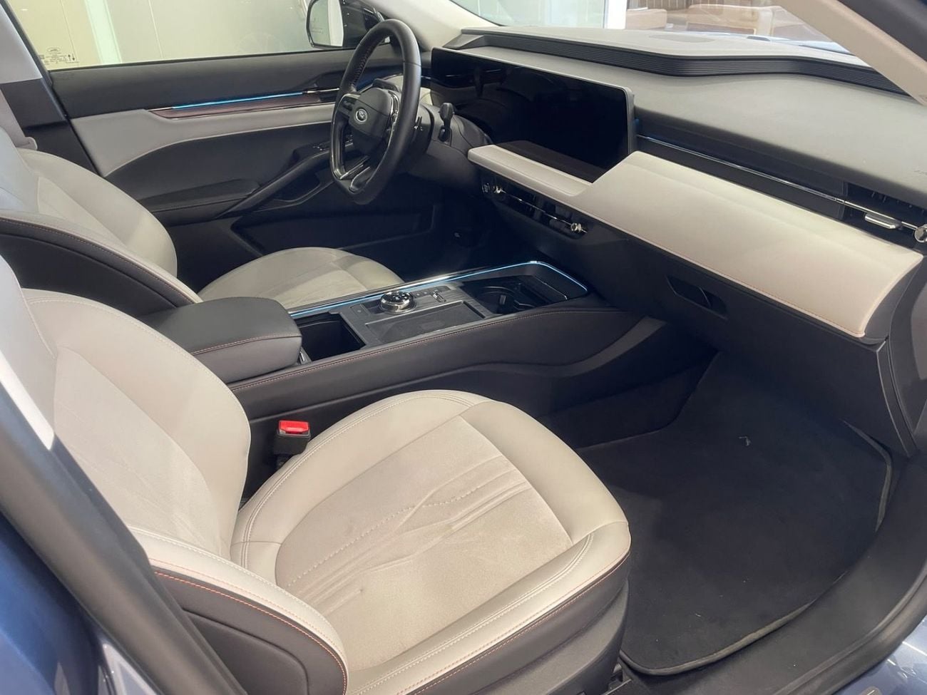 Ford Taurus Titanium
